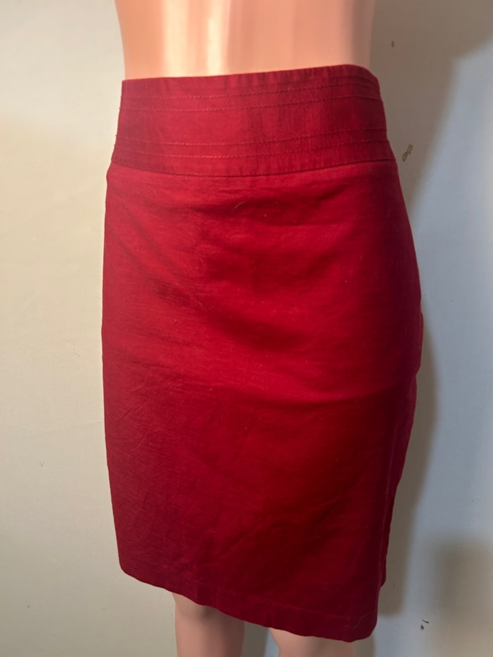 The Limited Women’s Red Solid Pencil Knee-Length Skirt, Lined Size 14